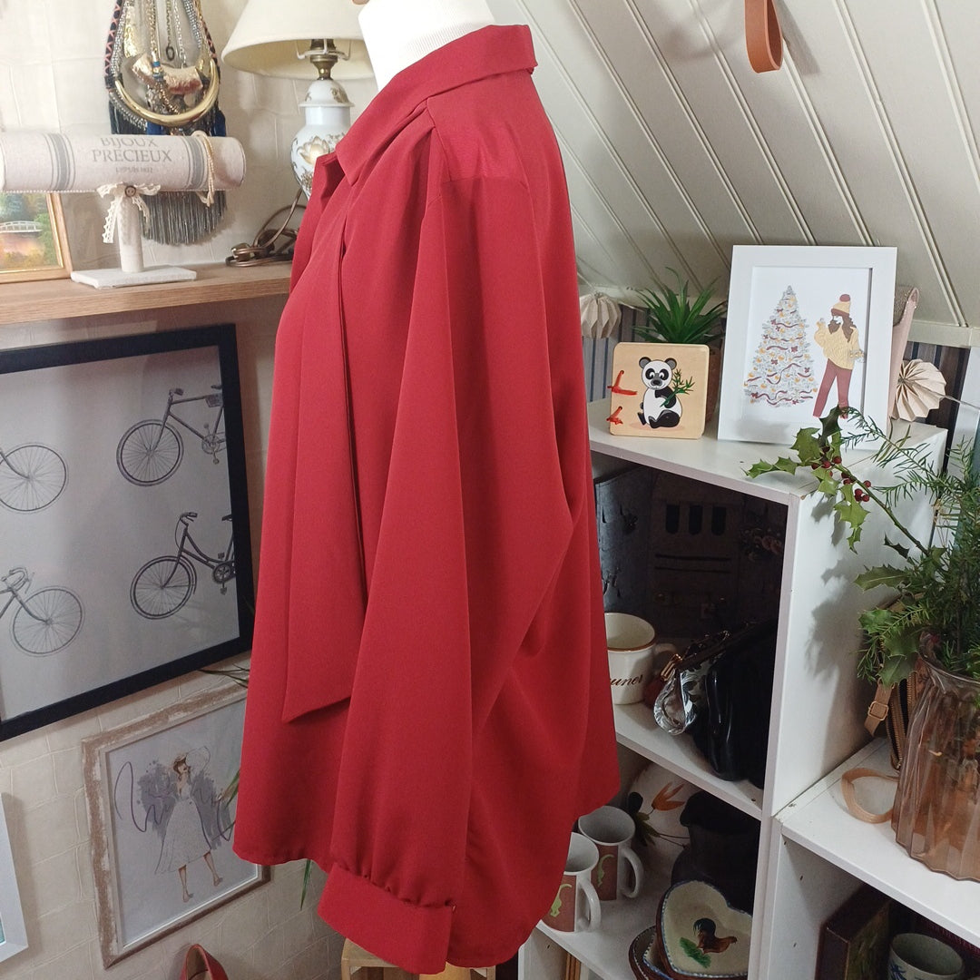Chemise rouge, taille XL