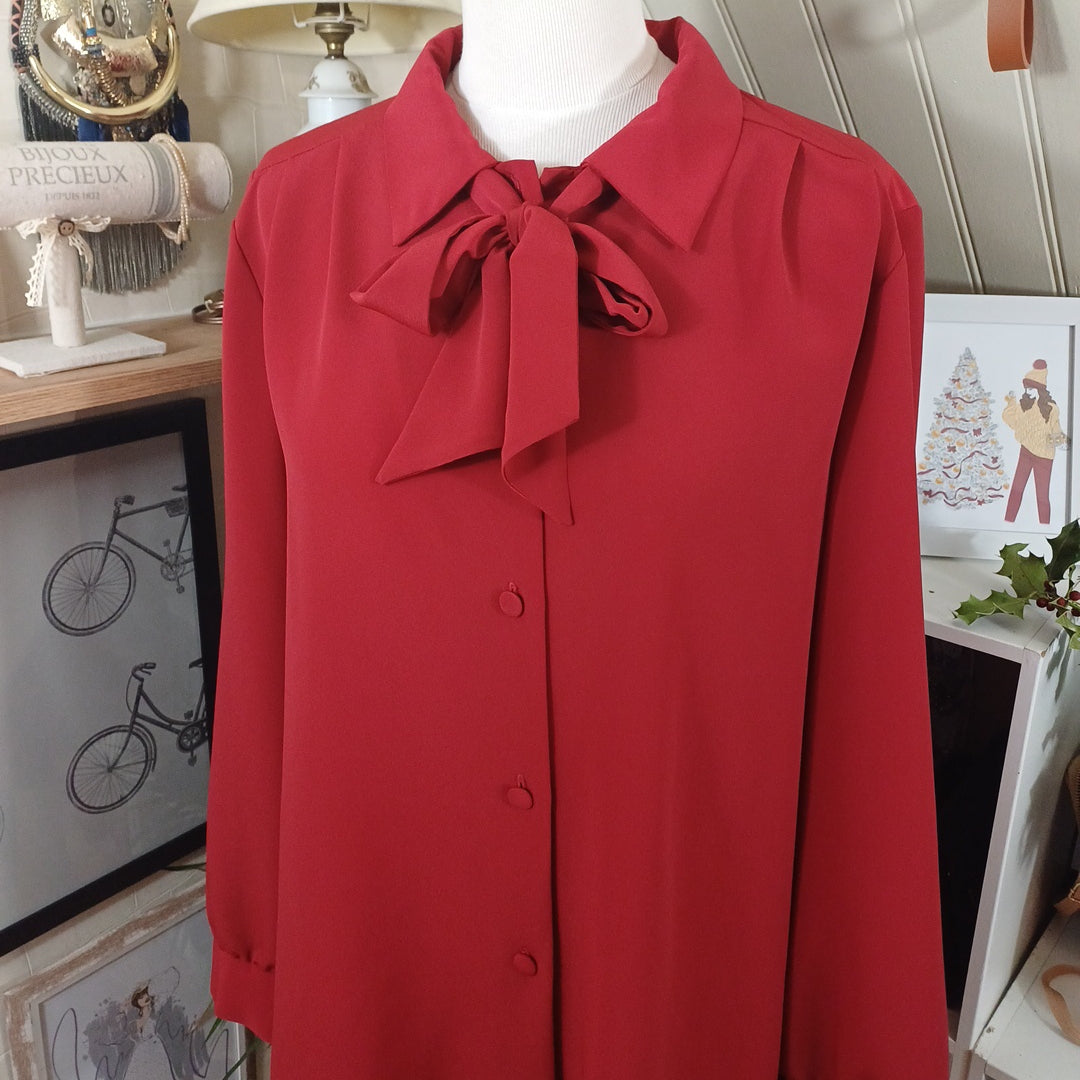 Chemise rouge, taille XL
