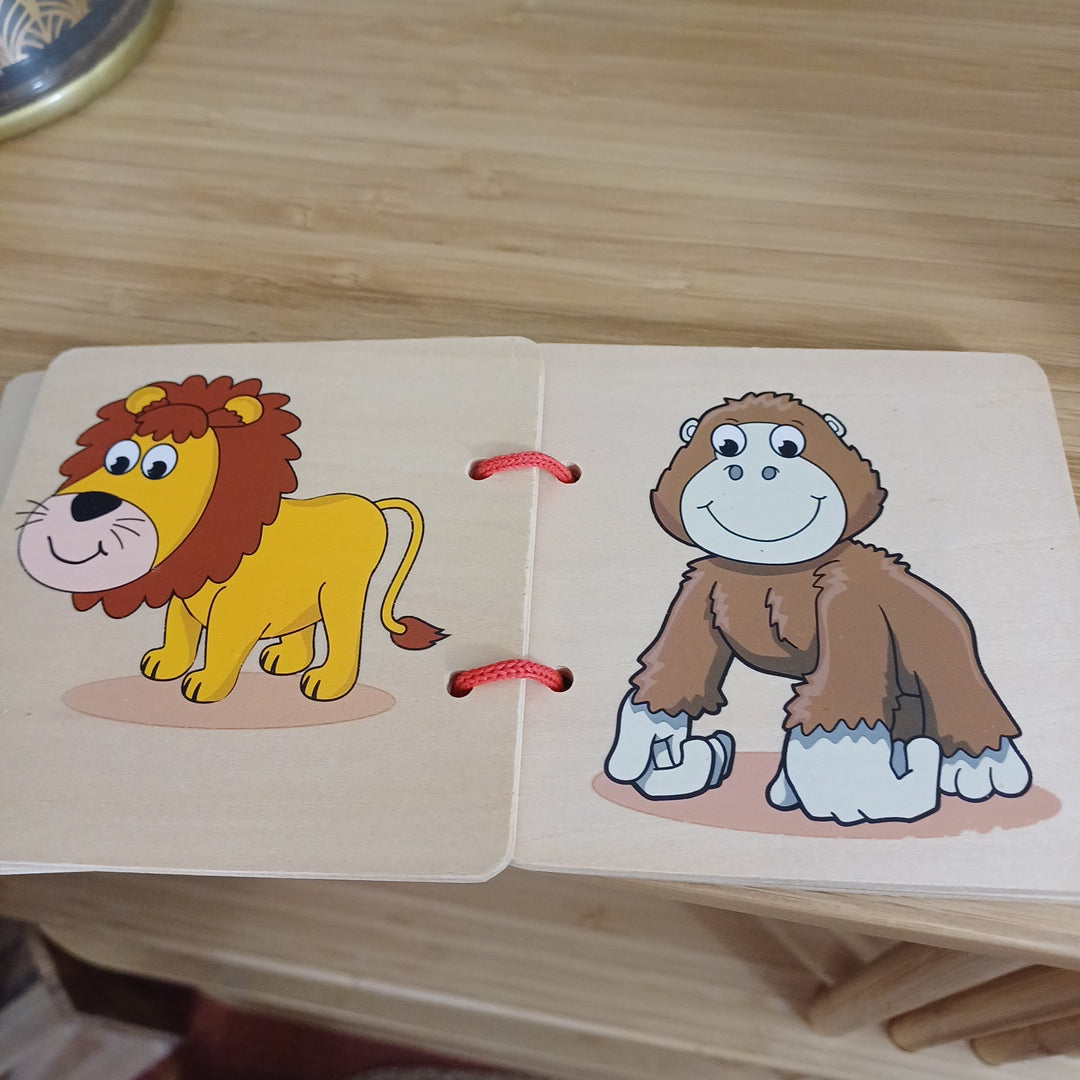 Livre d'images en bois