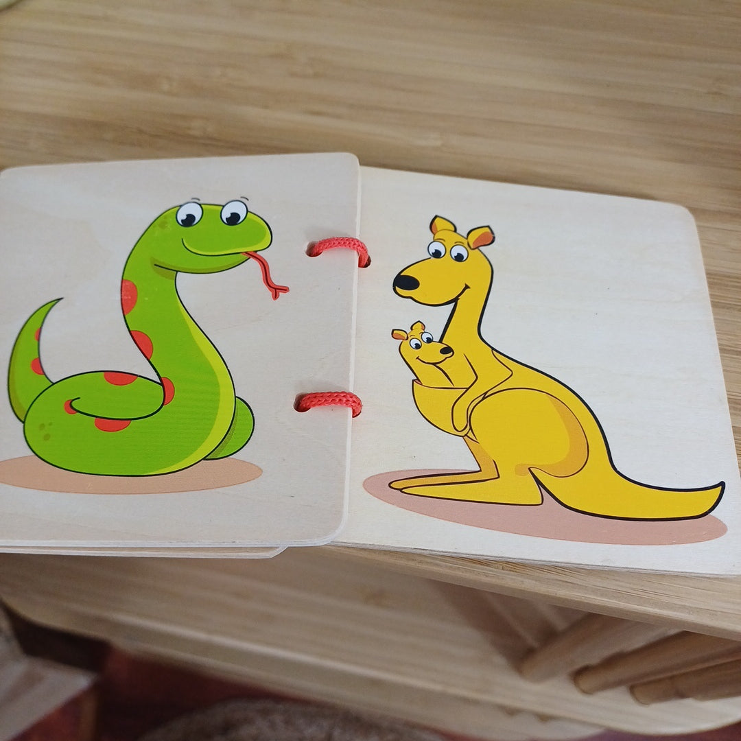 Livre d'images en bois