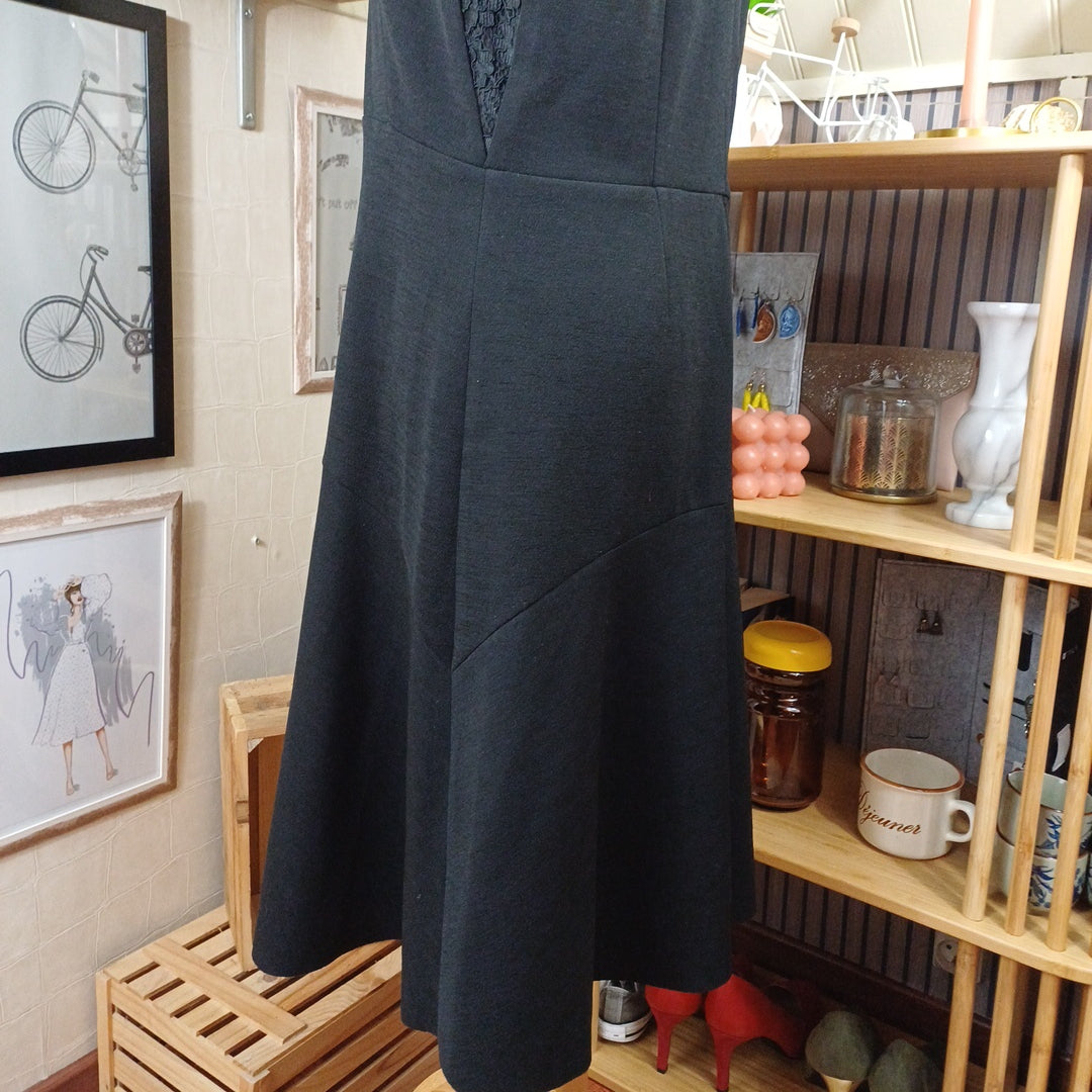 Robe noire, Femmes je vous M, taille 44