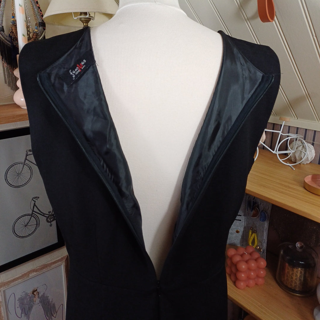 Robe noire, Femmes je vous M, taille 44