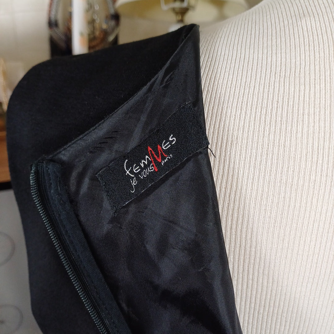 Robe noire, Femmes je vous M, taille 44