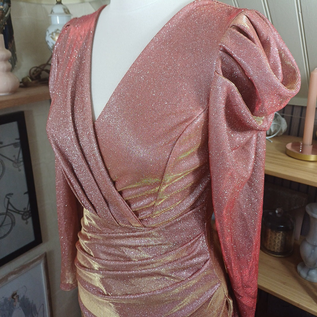 Robe rose, styled in Italy, taille XS