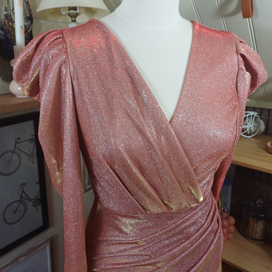 Robe rose, styled in Italy, taille XS