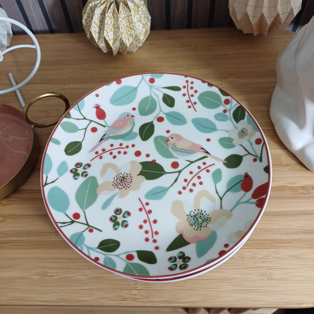 Quatre petites assiettes