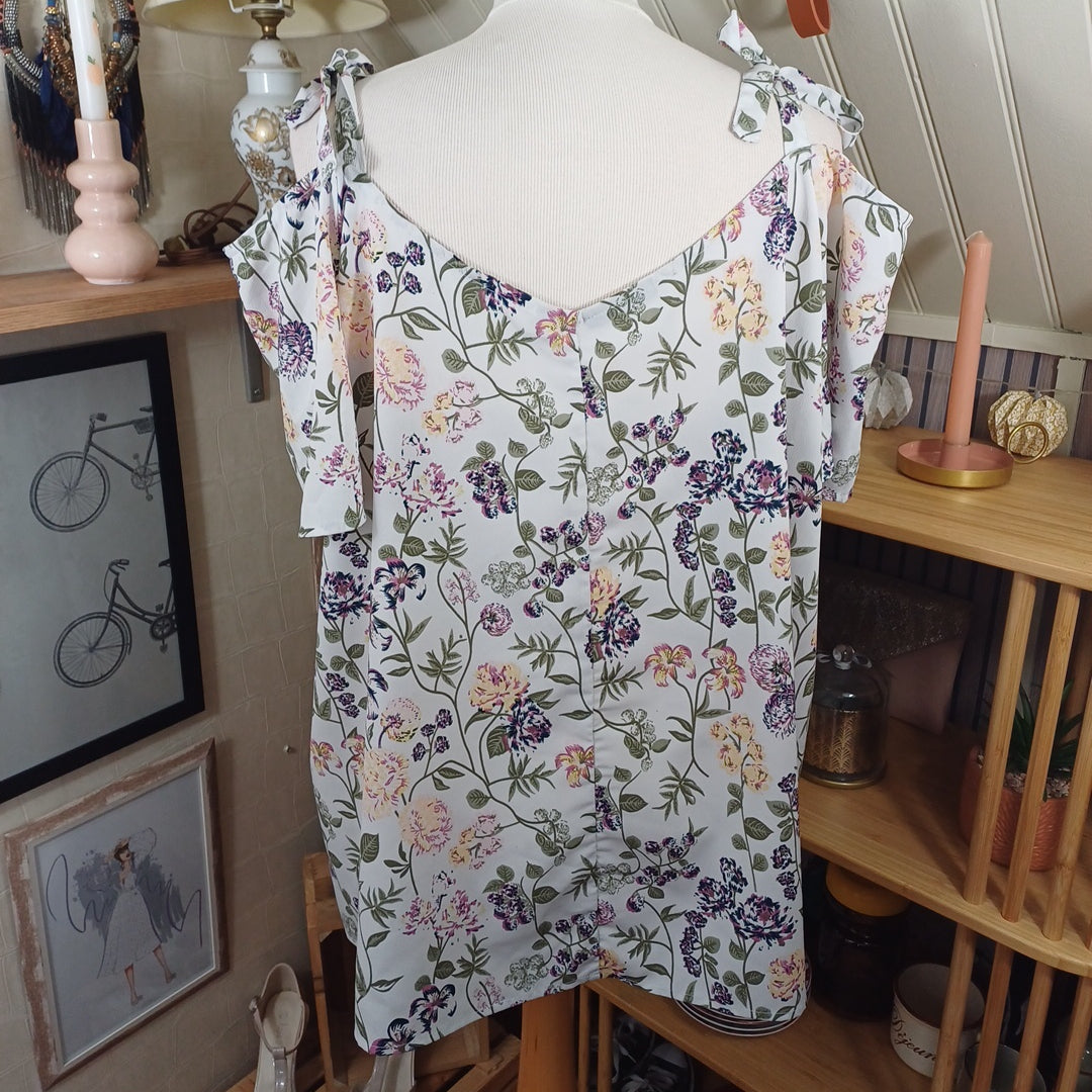 Top fleuri, Kiabi, taille 54/56