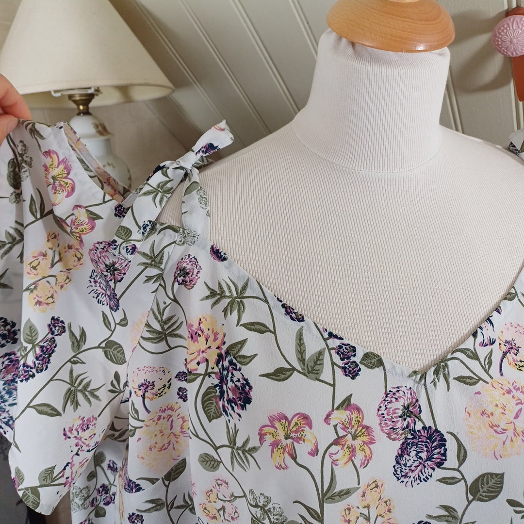 Top fleuri, Kiabi, taille 54/56