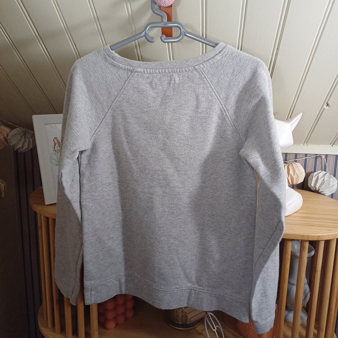 Sweat gris, DP...am, taille 10 ans