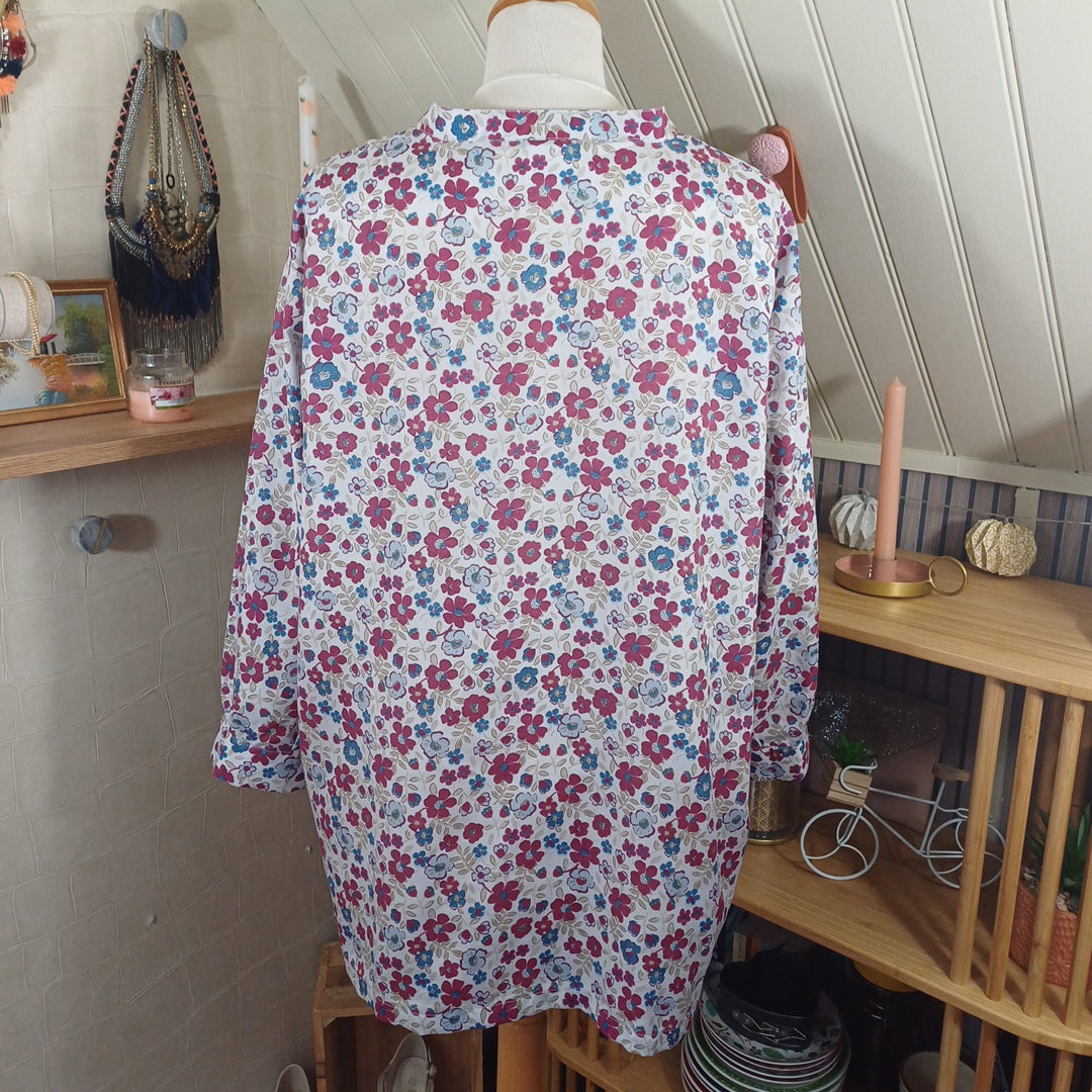 Chemise fleurie, Anne de Lançay, taille 50/52