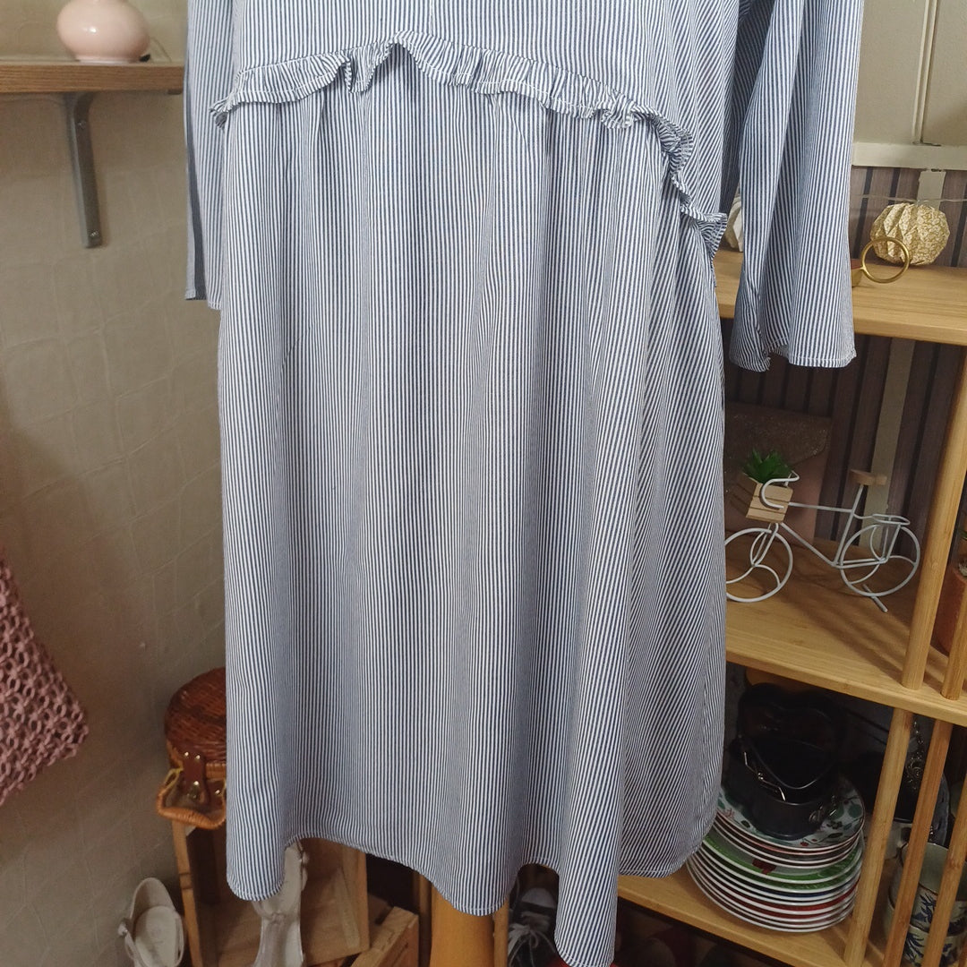 Robe à rayures, Rue des Abbesses, taille 38