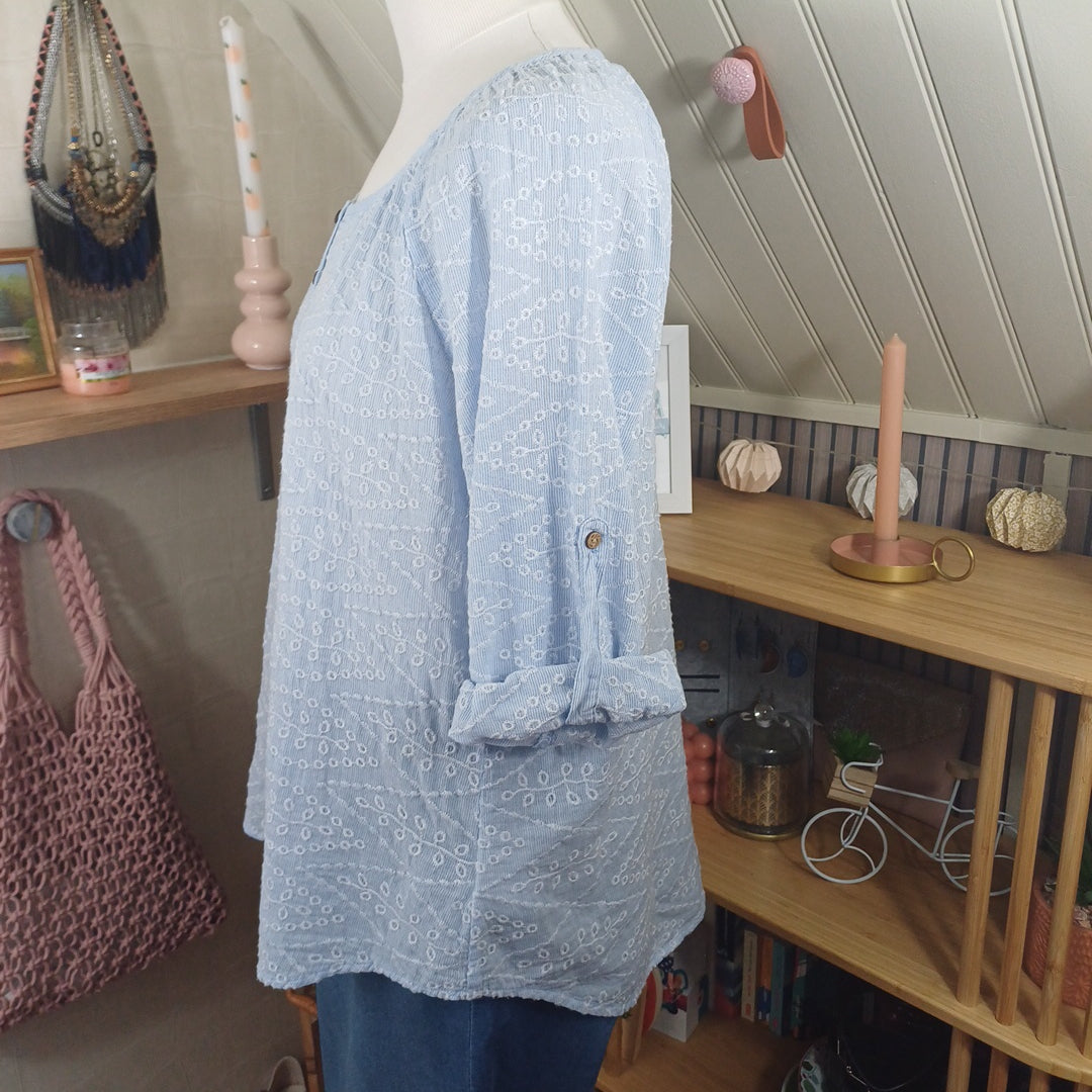 Blouse bleue, taille 46
