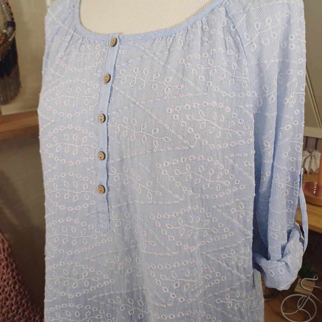 Blouse bleue, taille 46