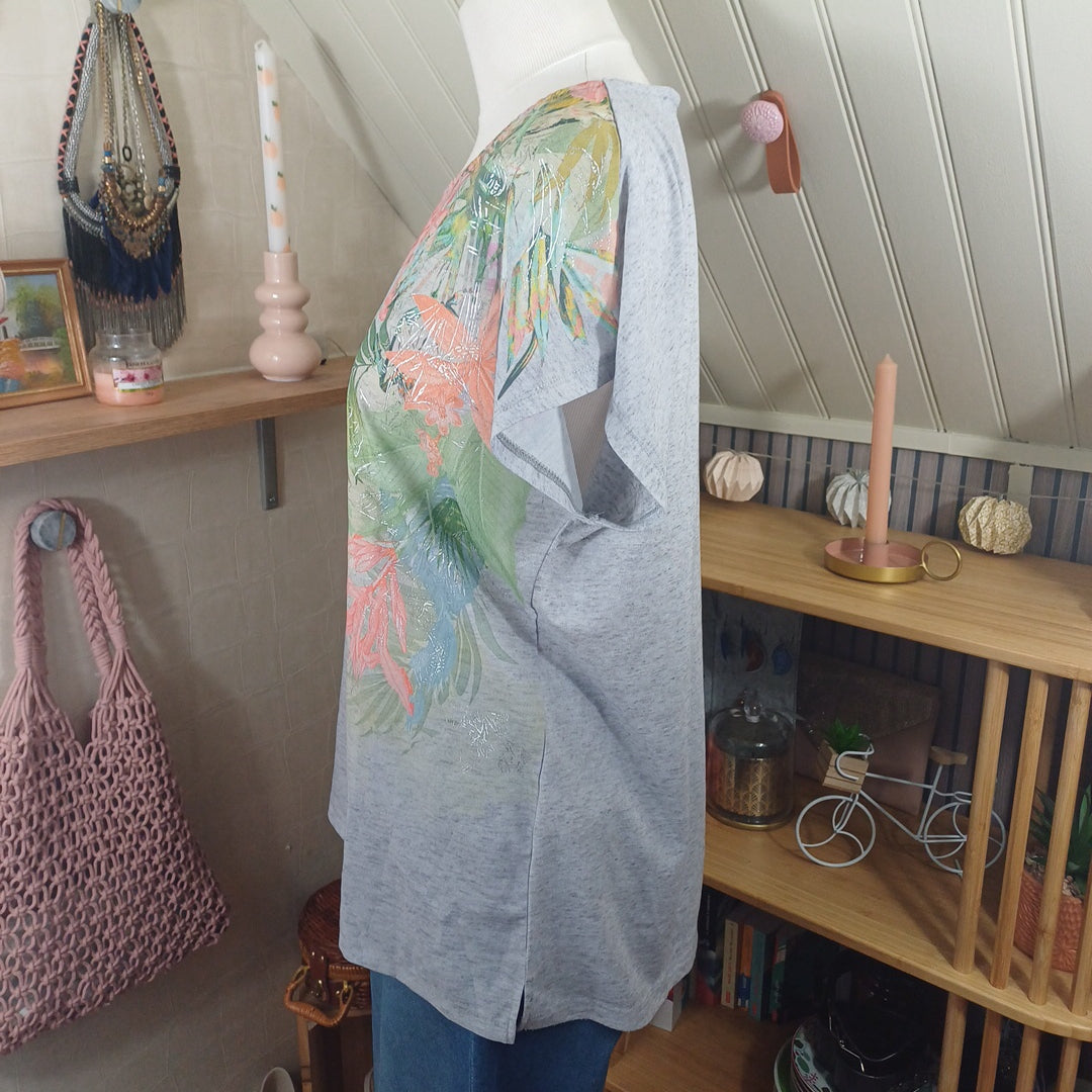 Tee-shirt gris, Armand Thiery, taille 46/48