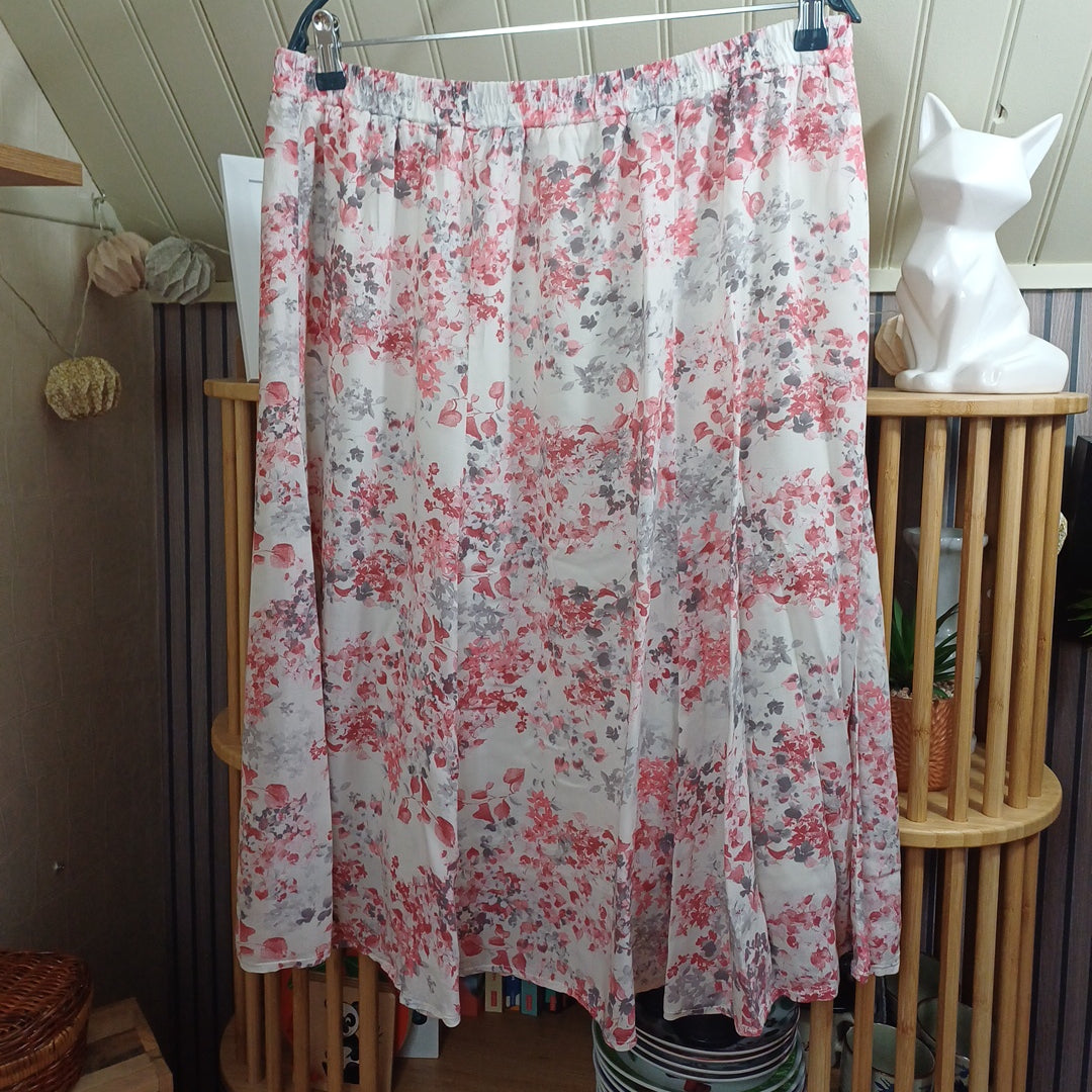 Jupe fleurie, Damart, taille 46/48