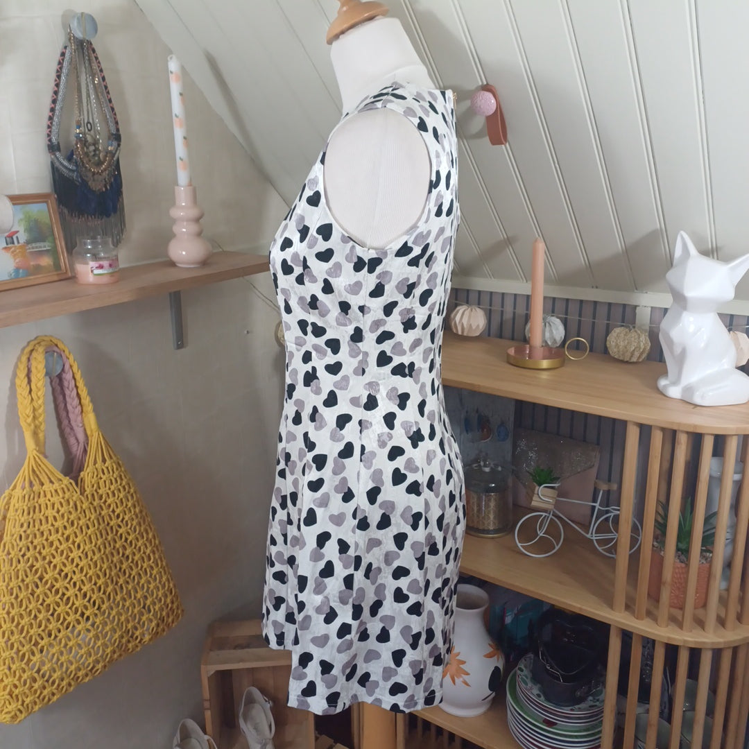Robe à motifs cœurs, taille 38