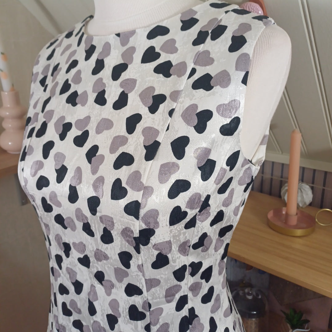 Robe à motifs cœurs, taille 38