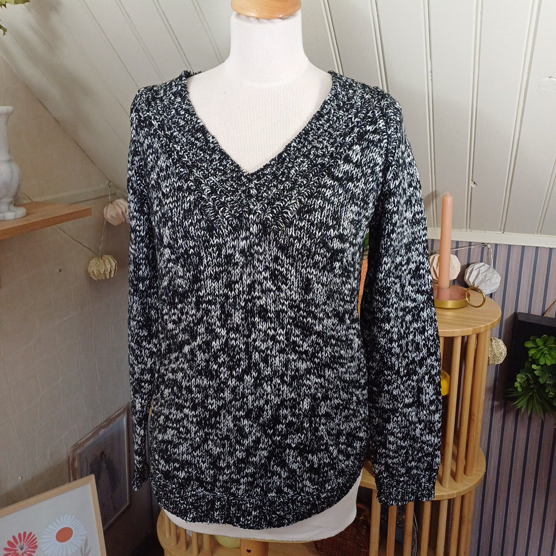 Pull noir et blanc, Kiabi, taille M