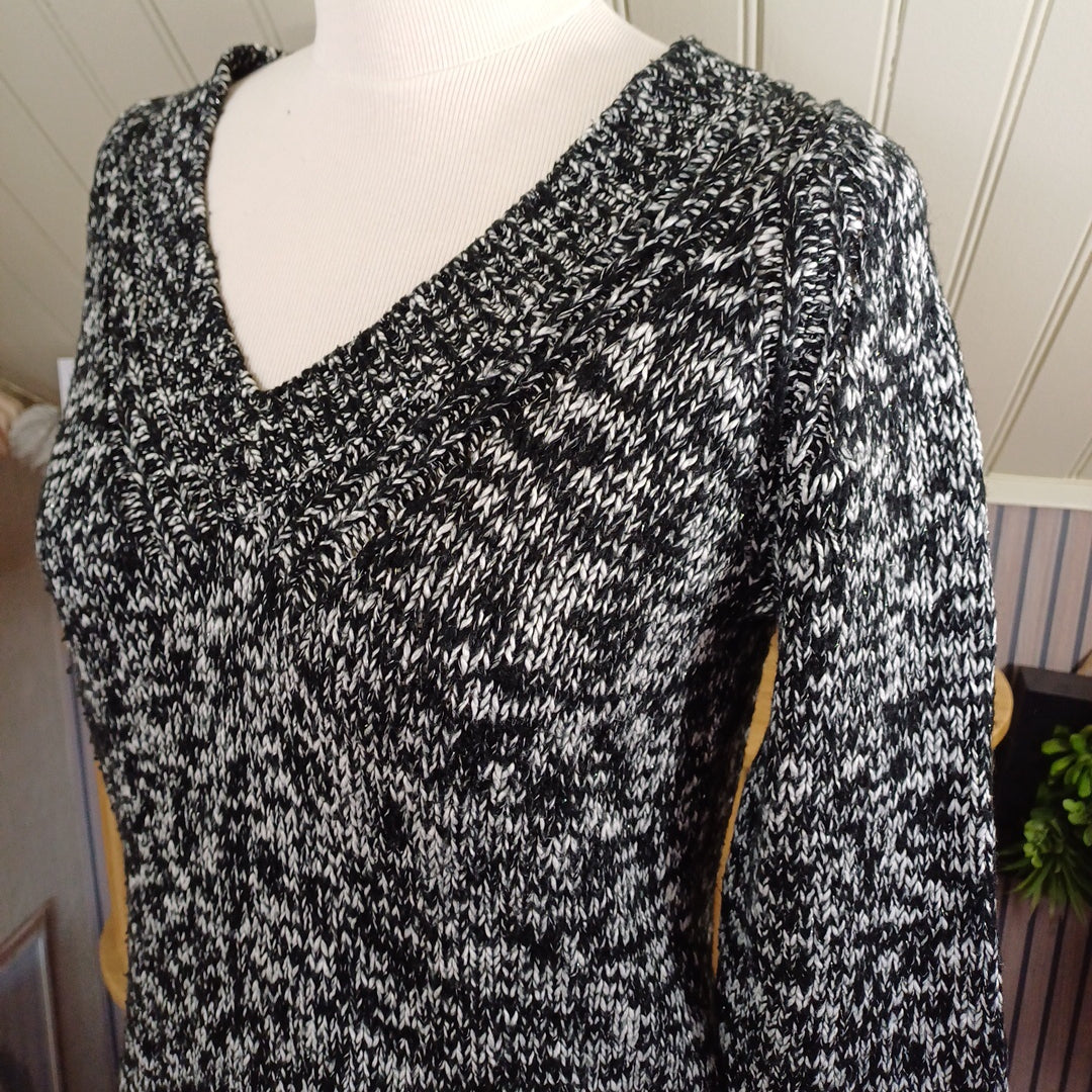 Pull noir et blanc, Kiabi, taille M