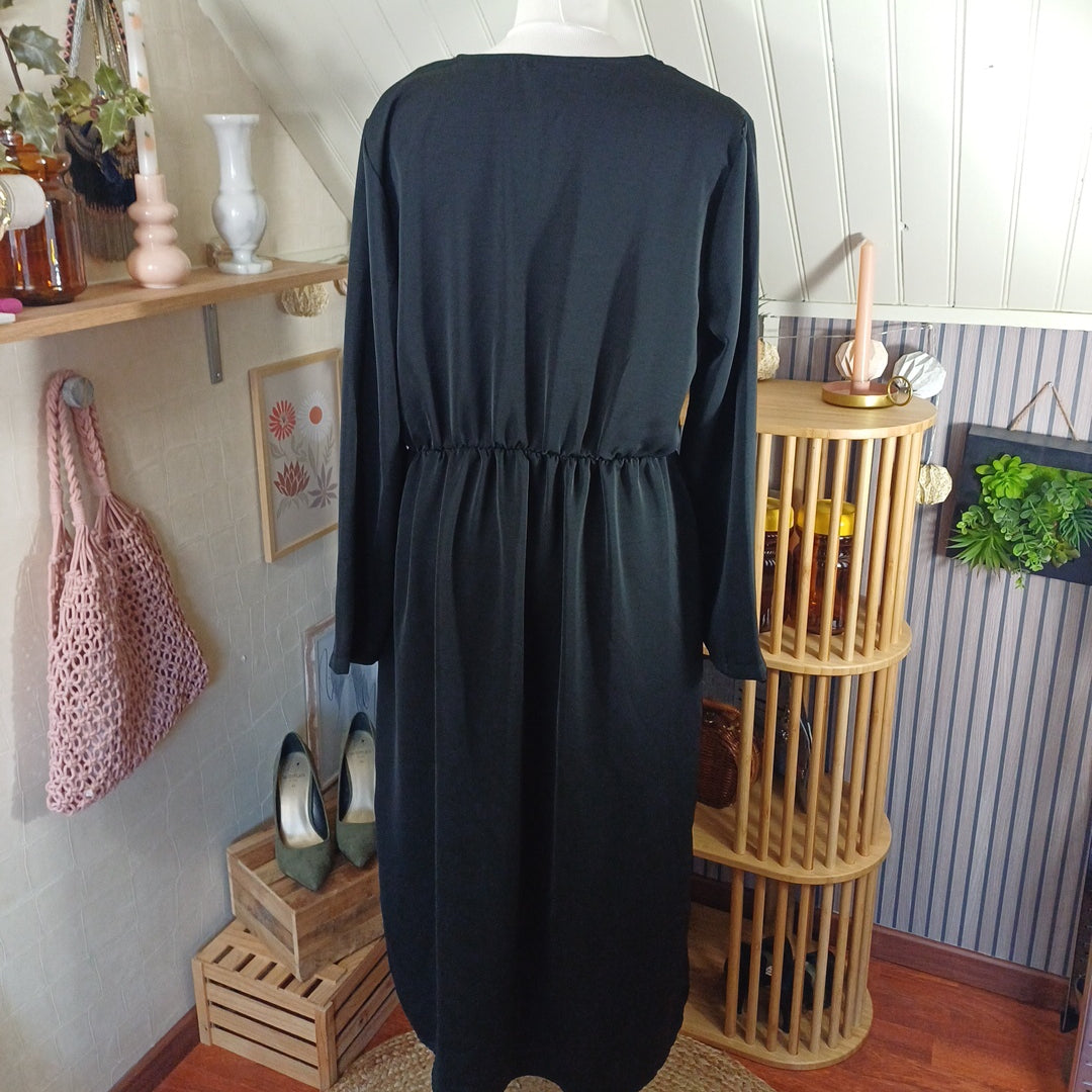 Robe longue noire, taille L