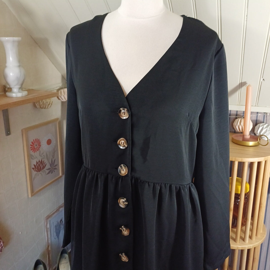Robe longue noire, taille L
