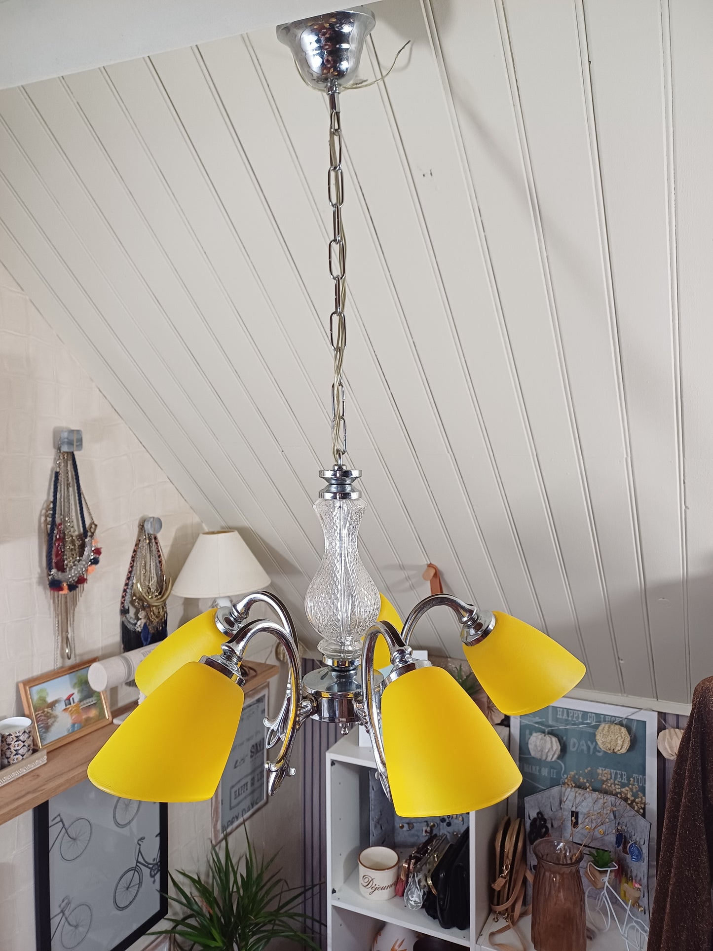 Lustre métal et verre jaune