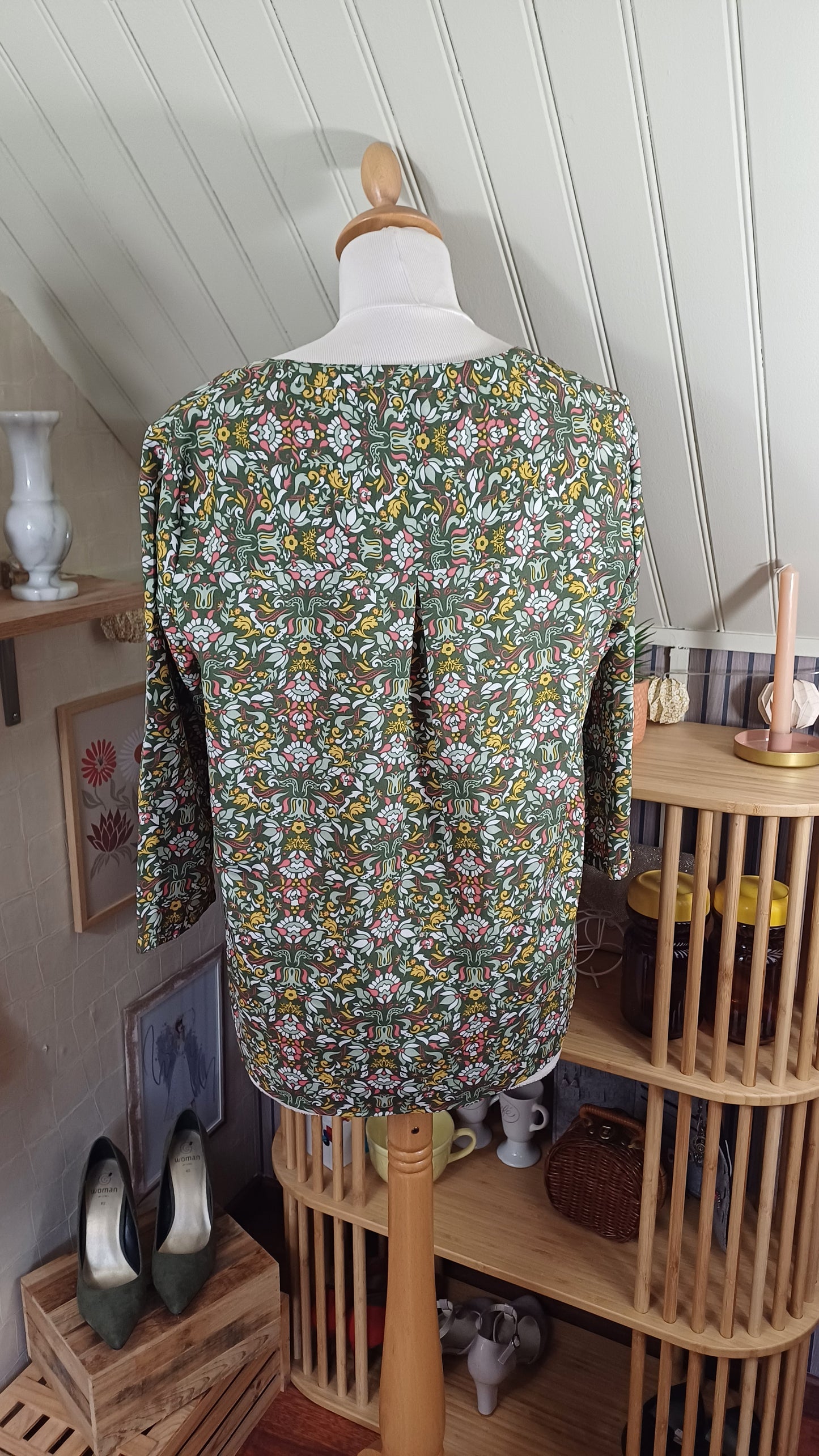 Blouse verte à motifs, Blancheporte,taille 40