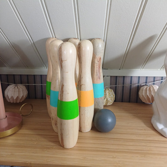 Jeu de quille en bois