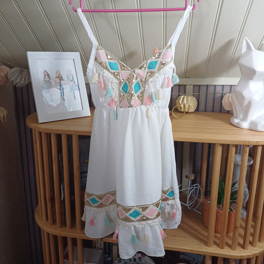 Robe blanche, taille 4 ans