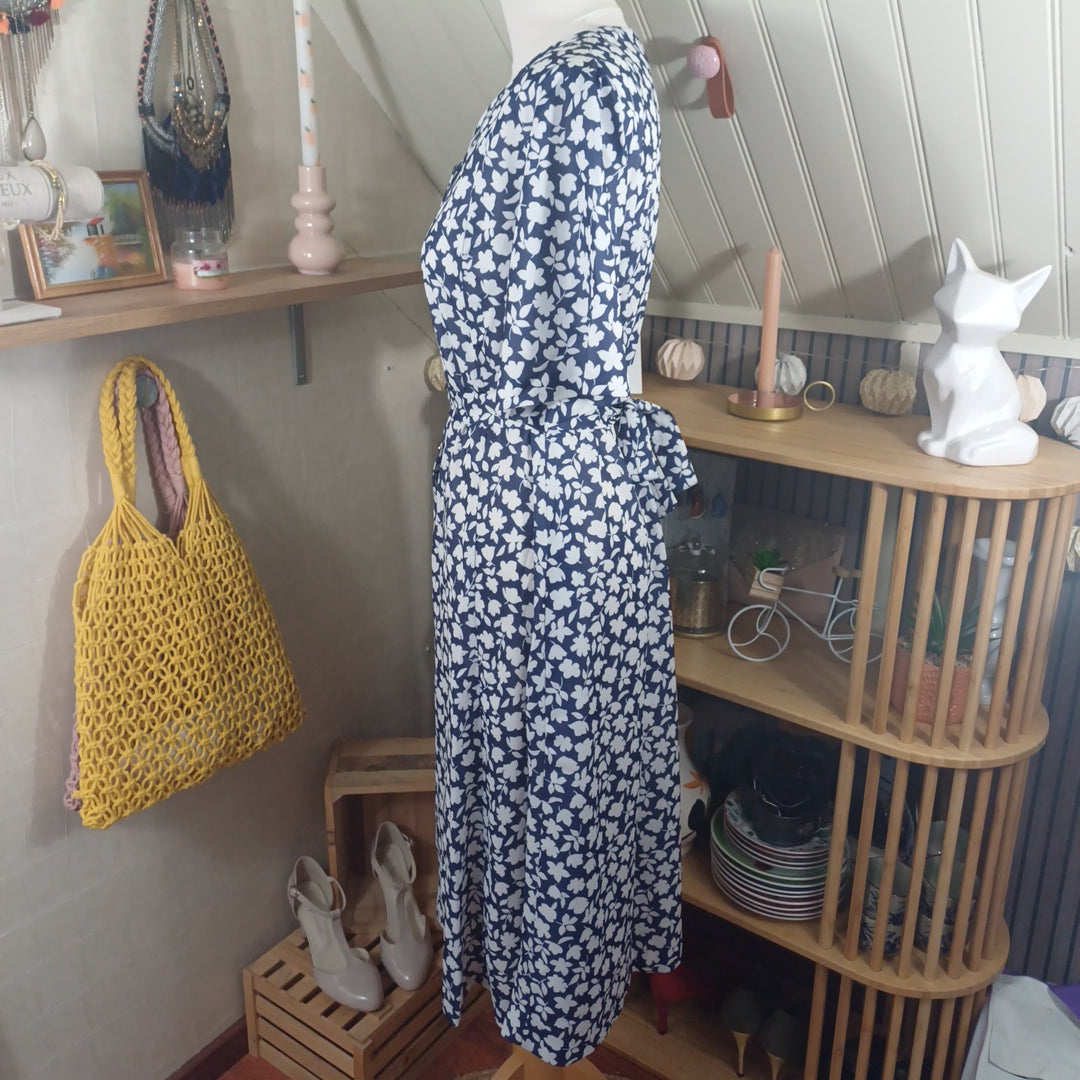 Robe bleue et blanche, Afibel, taille 46