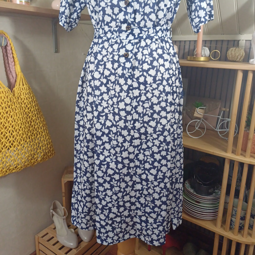 Robe bleue et blanche, Afibel, taille 46