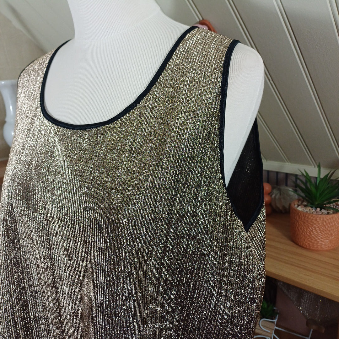 Débardeur doré, taille 46
